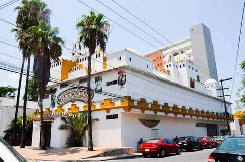 Casino Casa Blanca - Estacionamiento en Monterrey - Nuevo León