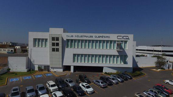 Club de Industriales Querétaro - Estacionamiento en Querétaro