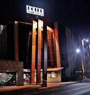 Hotel Abastos Plaza - Estacionamiento en Ciudad de México