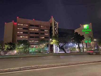 Hotel Holiday Inn México Dalí Airport - Posadas en Ciudad de México