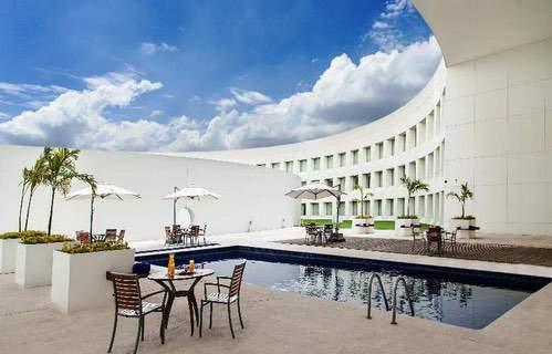 Hotel NH Aeropuerto T2 México - Posadas en Ciudad de México