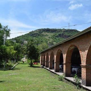 Jardín Salón La Esperanza - Estacionamiento en todo México