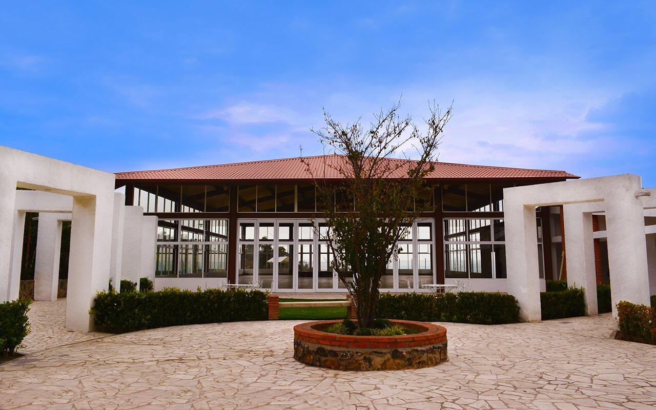 Salón Vista Hermosa - Club Santa María - Estacionamiento en Estado de México