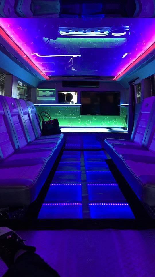 Limousine Queretaro C & O, Carro para novios o 15s en Santiago de Querétaro — foto 3