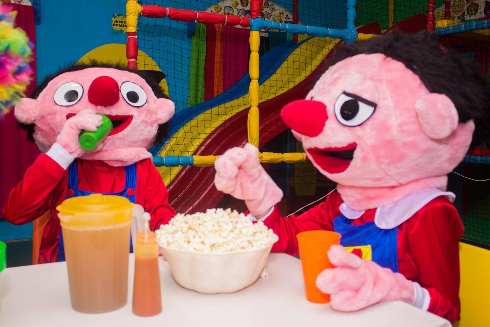 Fiesta Emoji Juárez, Salón de Fiestas Infantiles en Jardines de la Silla — foto 3