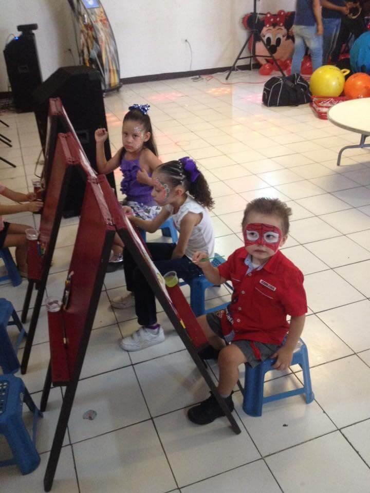 Lore Lore, Pinta caritas para Fiestas Infantiles en San Nicolás de los Garza — foto 2