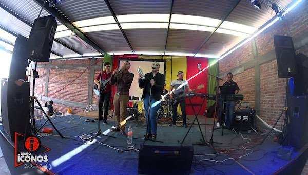 Iconos Grupo Versátil, Grupo versátil en Santiago de Querétaro — foto 2