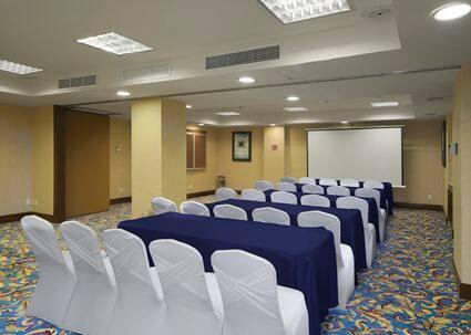 Hotel Hampton Inn & Suites, Hoteles para Eventos y Bodas en Cuauhtémoc — foto 3