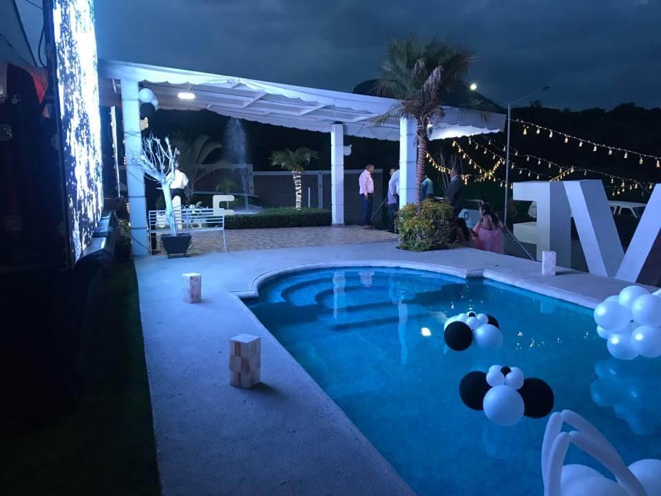 Jardín El Rosedal, Jardines de Eventos en Tláhuac — foto 2