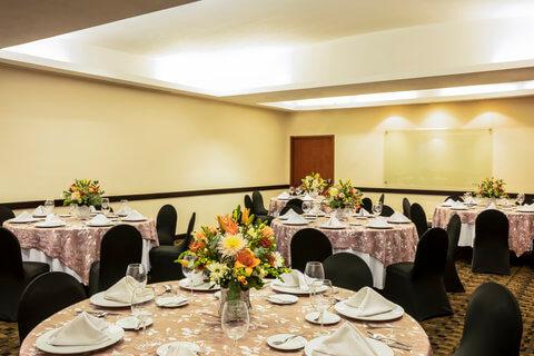 Hotel Fiesta Inn San Luis Potosí Oriente, Hoteles para Eventos y Bodas en San Luis Potosí — foto 4