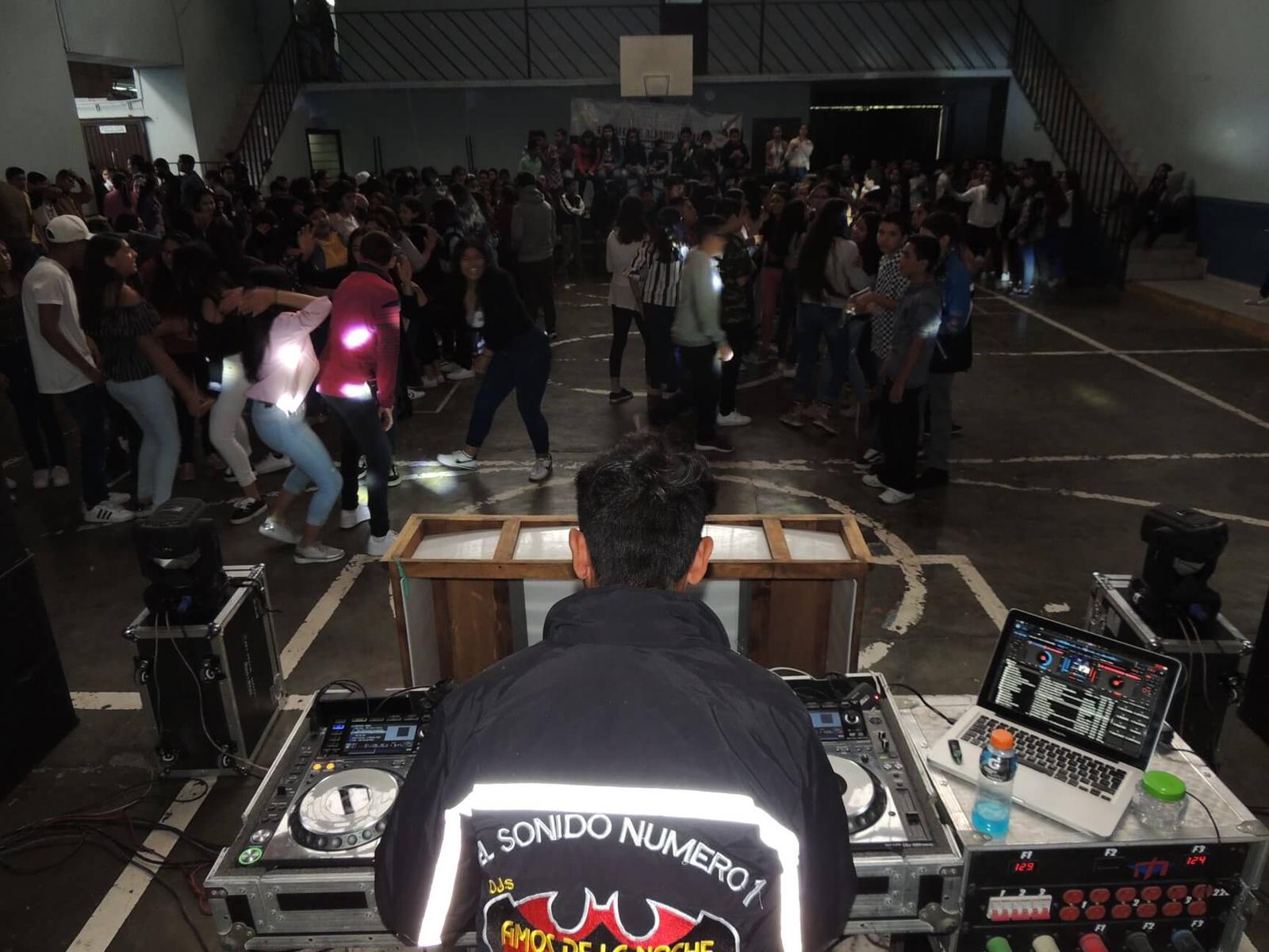 Sonido Amos De La Noche, DJ en San Luis Potosí — foto 4