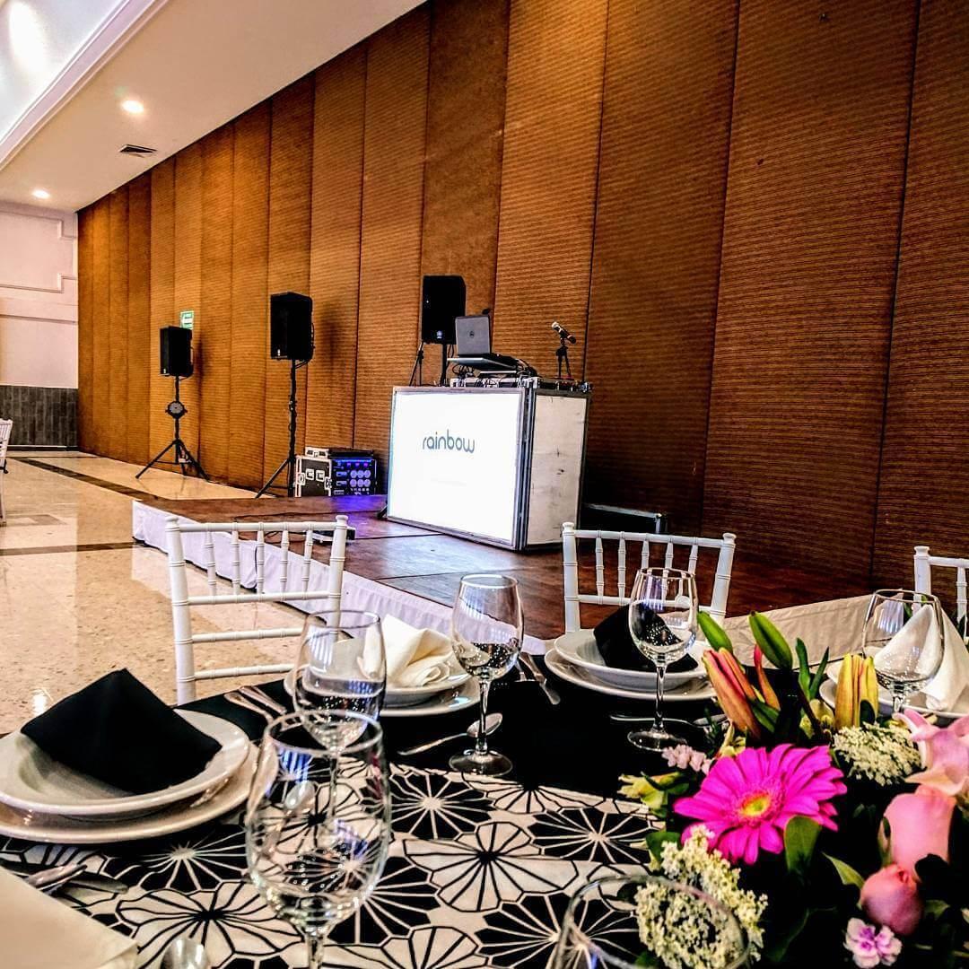 Rainbow Producciones y Eventos, Iluminación en San Luis Potosí — foto 2