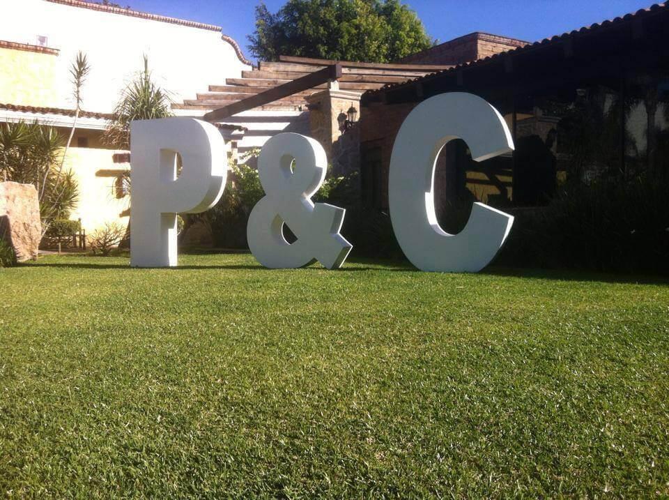 Alquiladora Lolita Pozos, Mobiliario y Loza en San Luis Potosí — foto 4