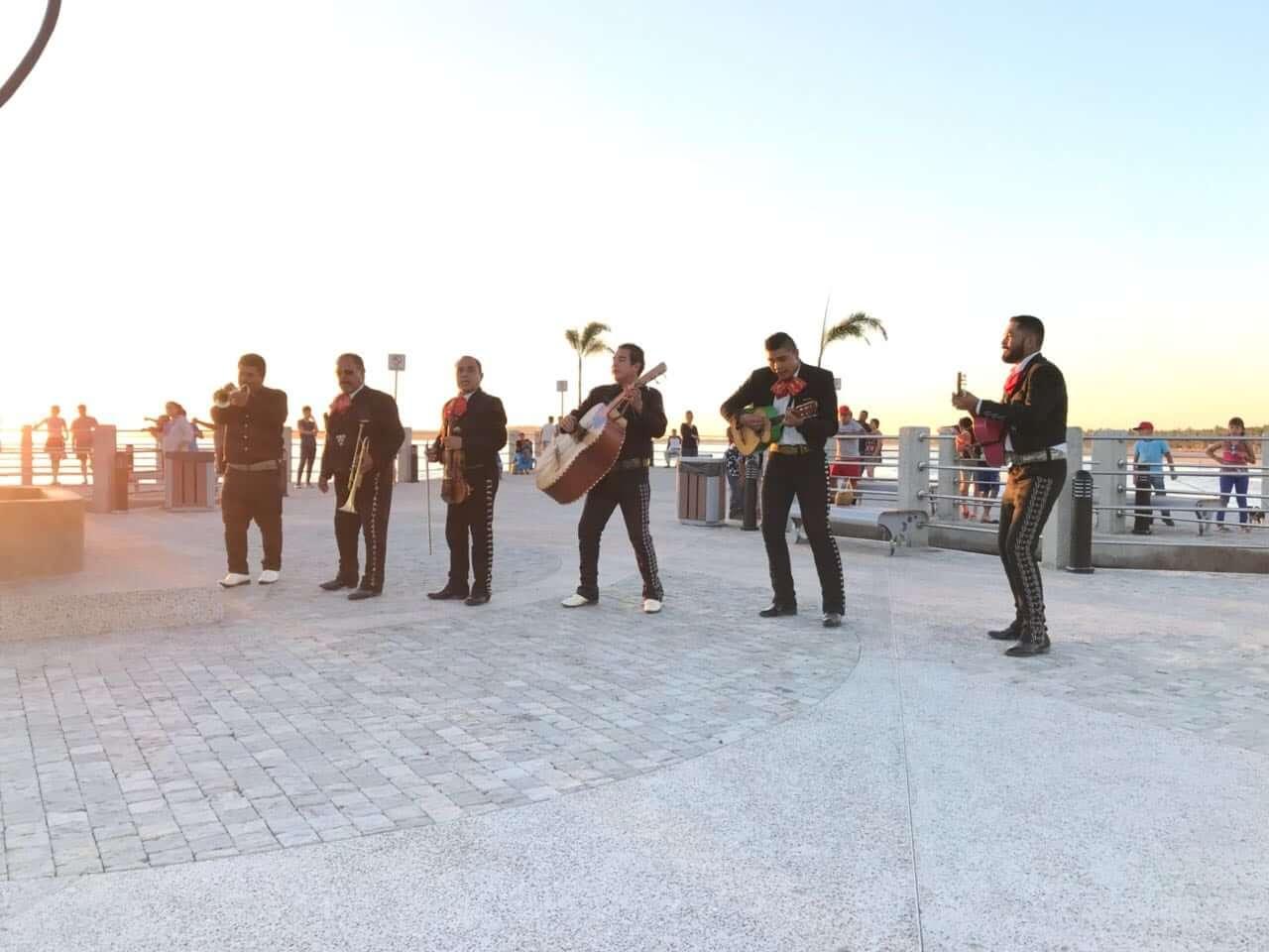Mariachi Plata de San Luis Potosí, Mariachi en San Luis Potosí — foto 3