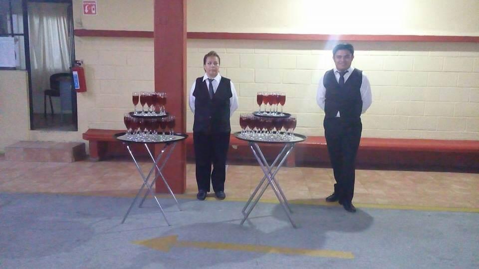 Servicio de Meseros Profesionales de San Luis, Meseros en Madero — foto 5