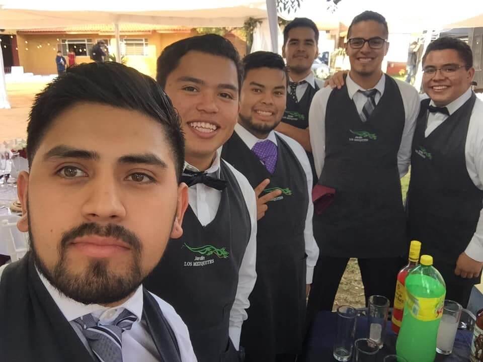 Meseros de excelencia slp, Meseros en San Luis Potosí — foto 2