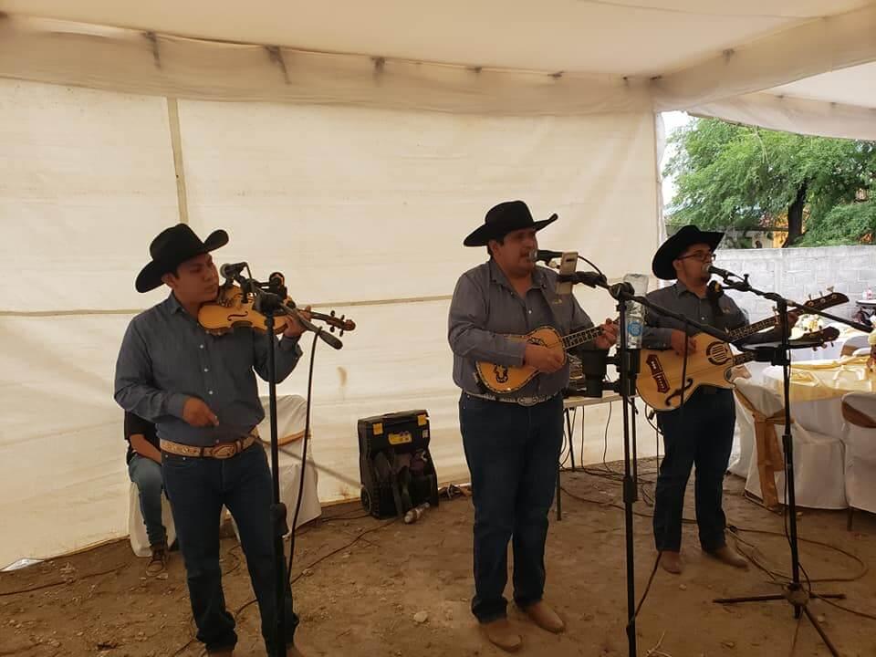 Trio Santuario Huasteco, Trio en San Luis Potosí — foto 3