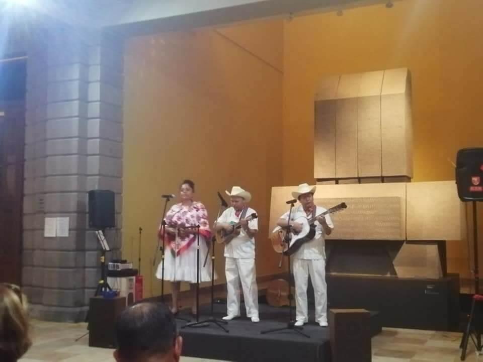 Trío Solecito Huasteco, Trio en San Luis Potosí — foto 6