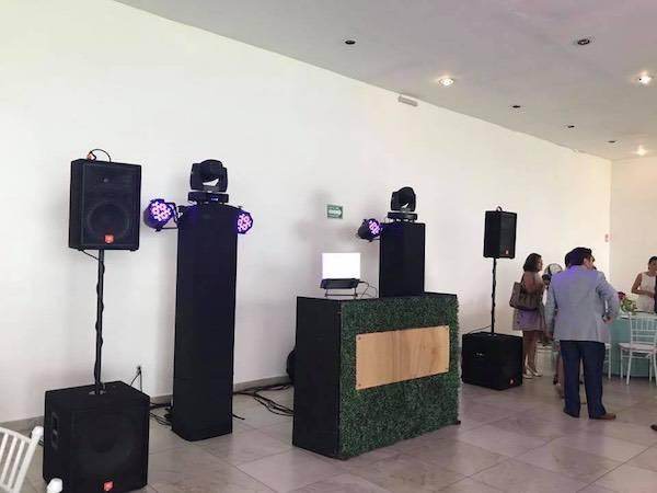 Dj Movil Christian Barron, DJ en San Luis Potosí — foto 6