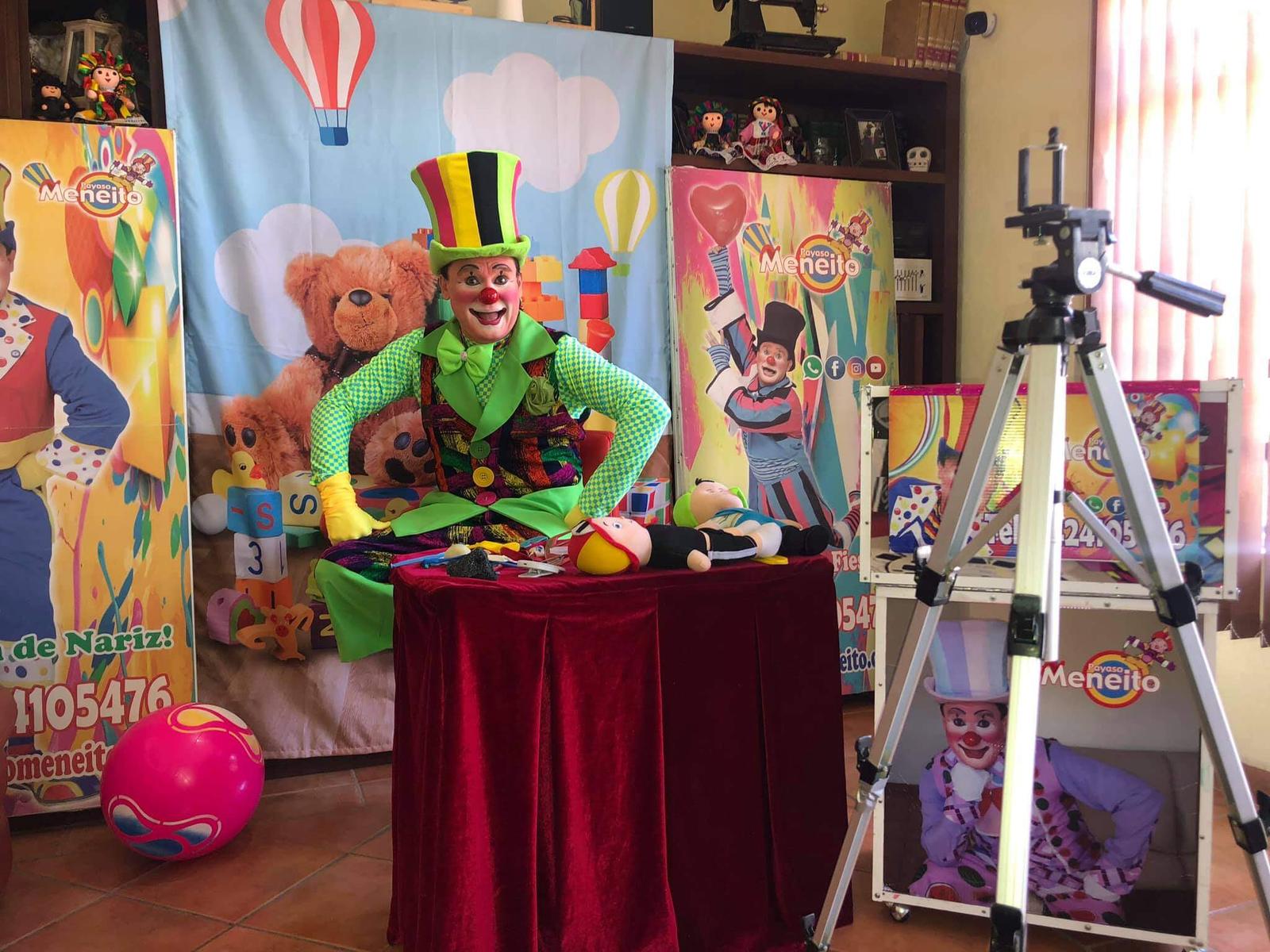 Meneito el Payaso, Animación en Santiago de Querétaro — foto 2