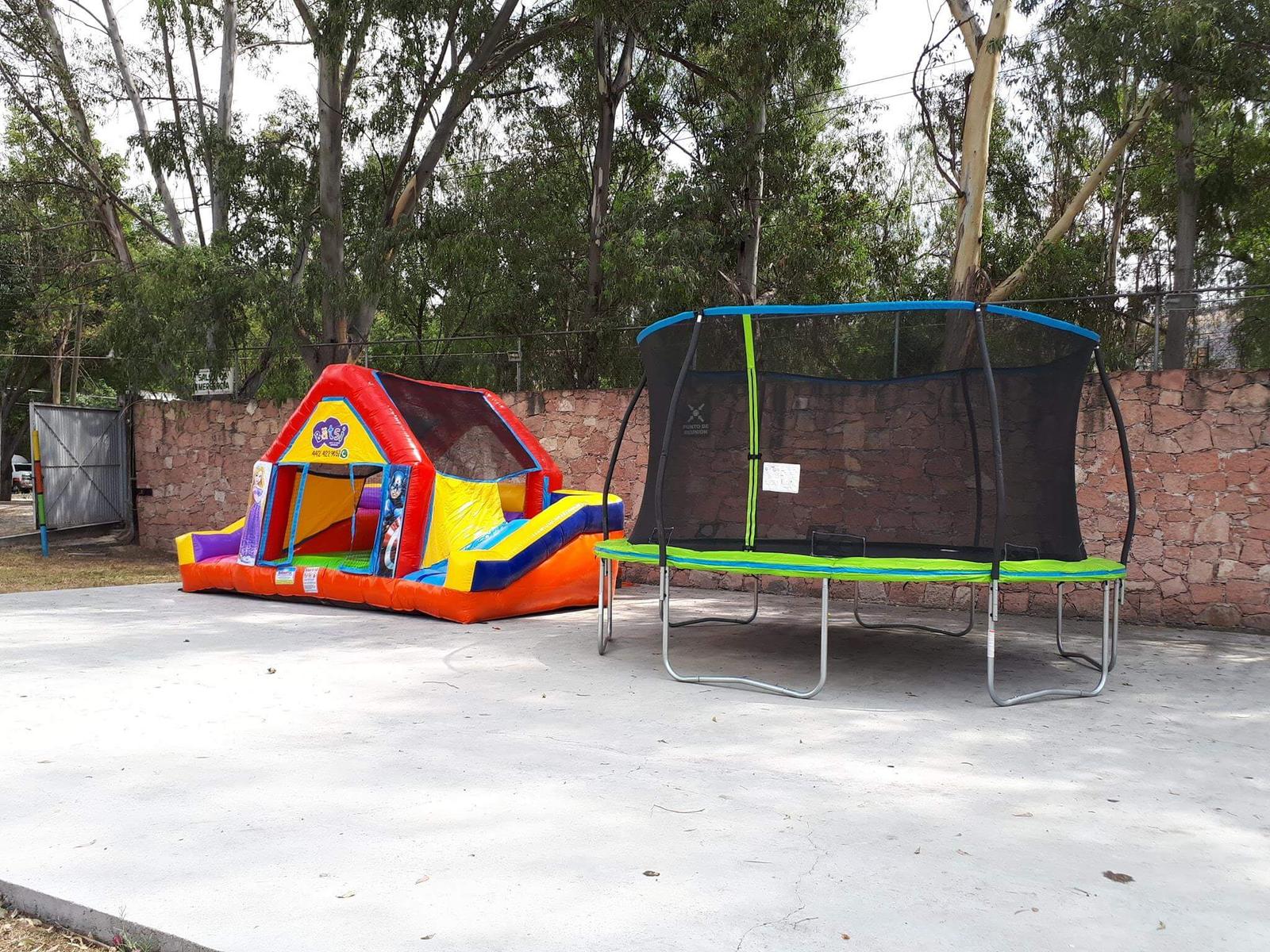Bätsi, Renta de Inflables, brincolines y Juegos para Niños en Santiago de Querétaro — foto 3
