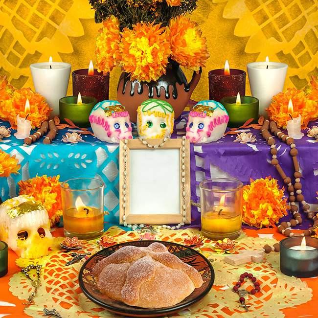 Conoce lo que NO debe faltar en un altar de muertos