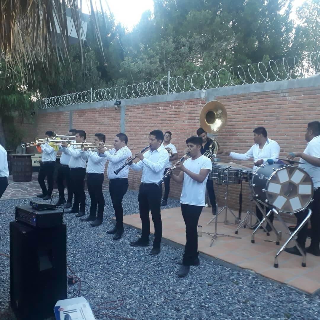 Banda Reyna de Oros - Banda en todo México