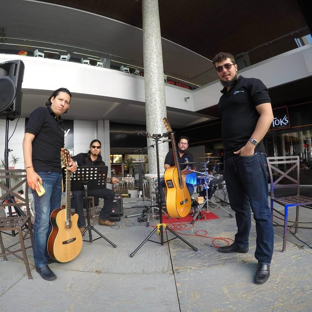 Canvas - Instrumental en todo México