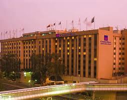 Hotel Camino Real Aeropuerto México - Estacionamiento en Ciudad de México