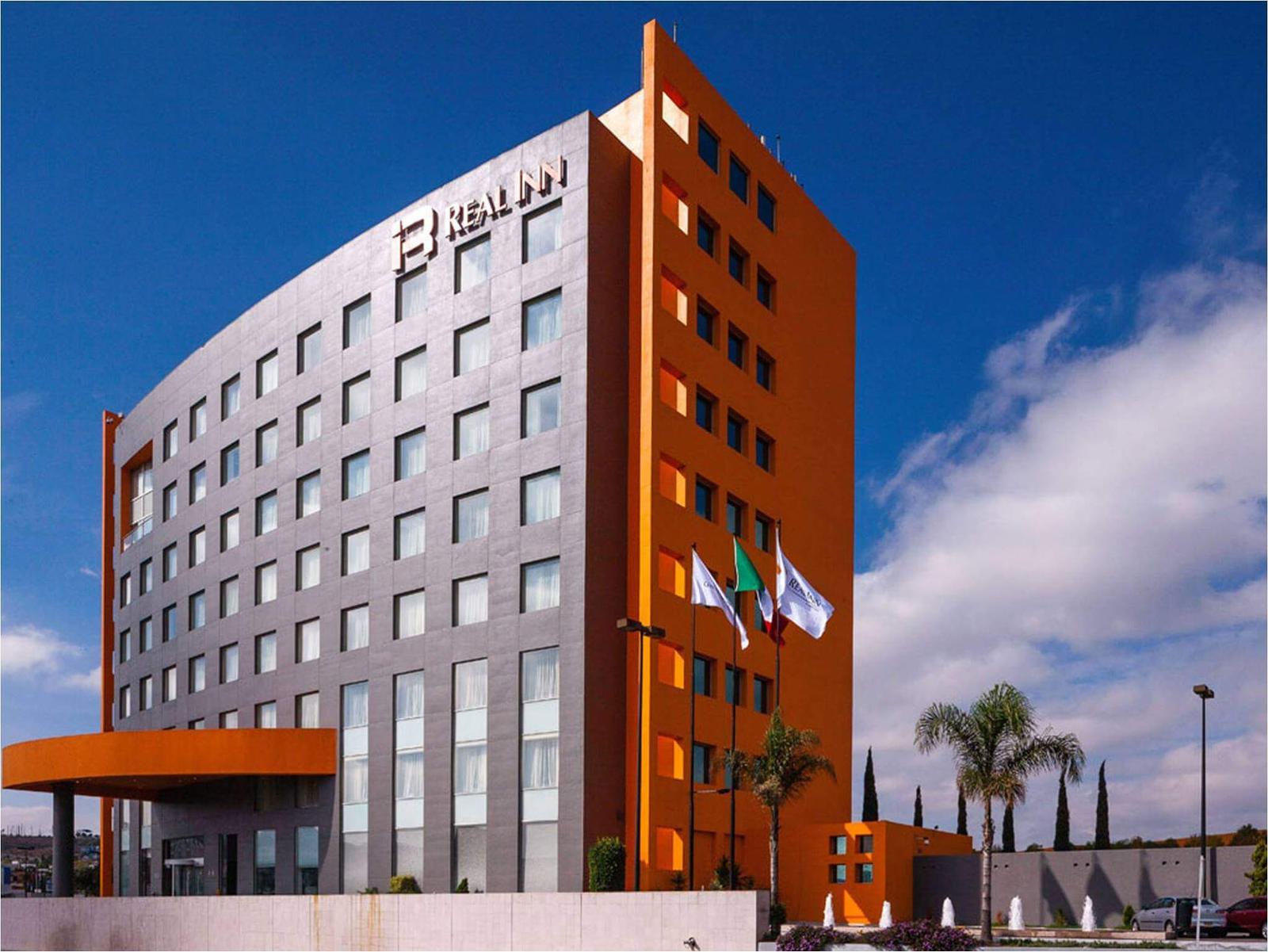 Hotel Real Inn San Luis Potosí - Estacionamiento en San Luis Potosí
