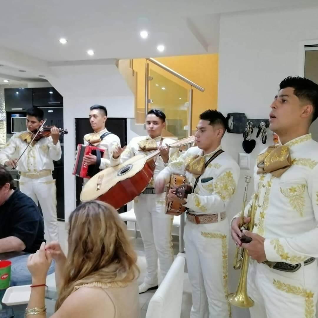 Mariachi Trakal - Mariachi en todo México