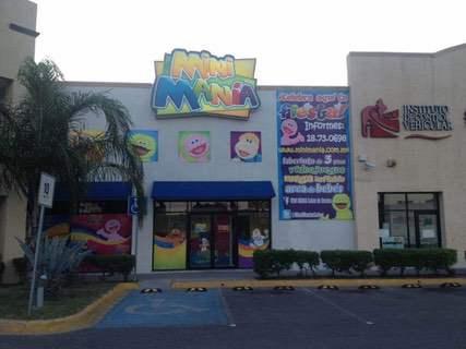Mini Mania - Estacionamiento en Monterrey - Nuevo León