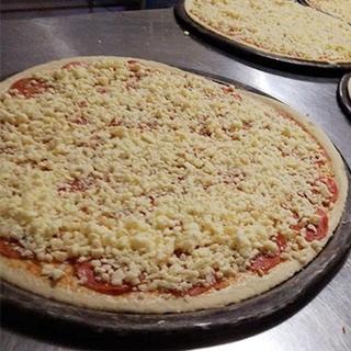 Logotipo de Pizzas Tazz