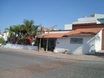 Salón Bugambilias - Estacionamiento en Querétaro