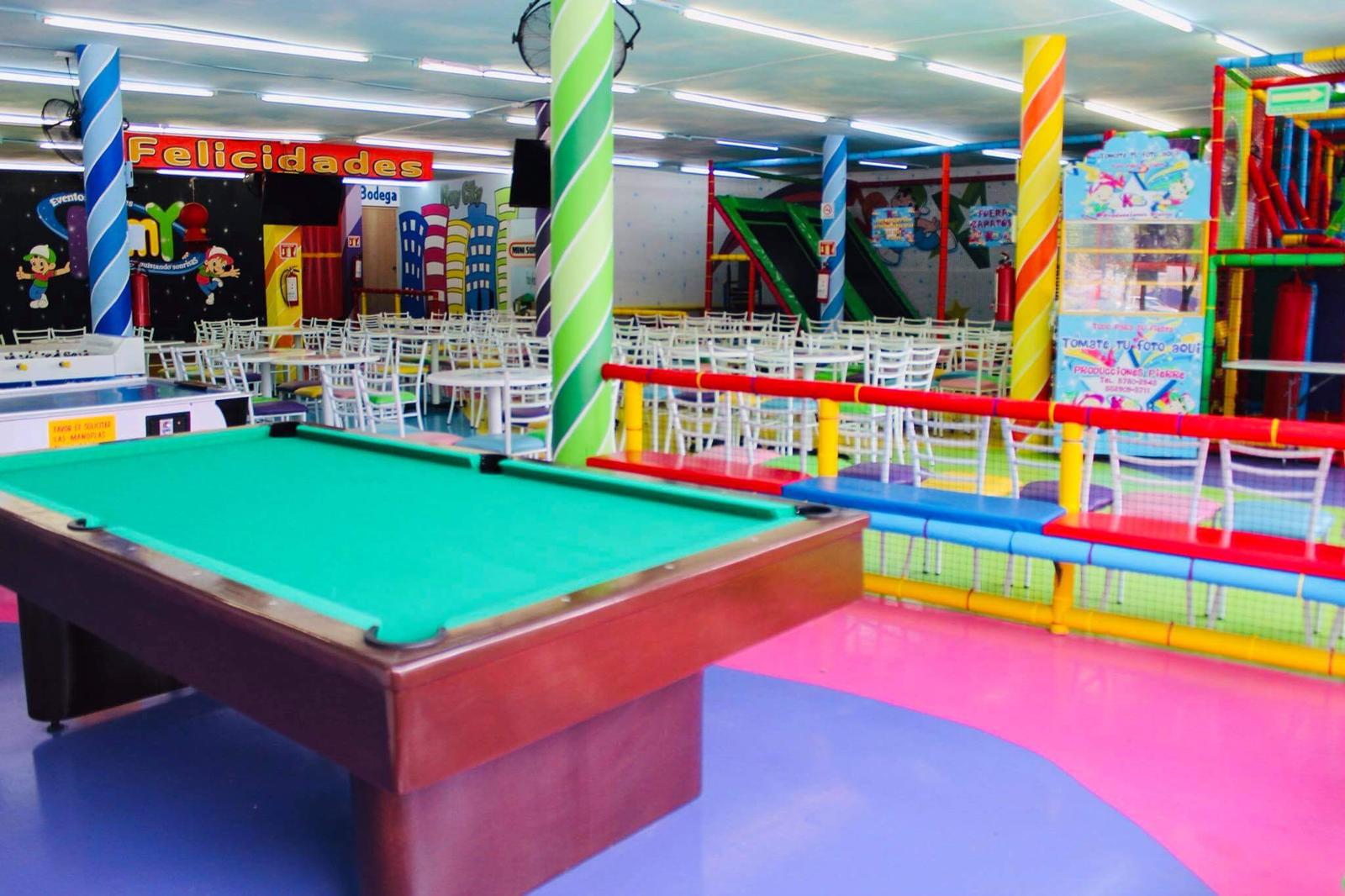 Salón de Fiestas Infantiles KMY - Primera comunión en Ciudad de México
