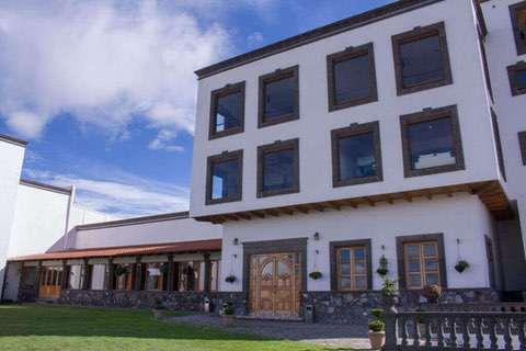 Salón Real de Conín - Villa Conín - Estacionamiento en Querétaro