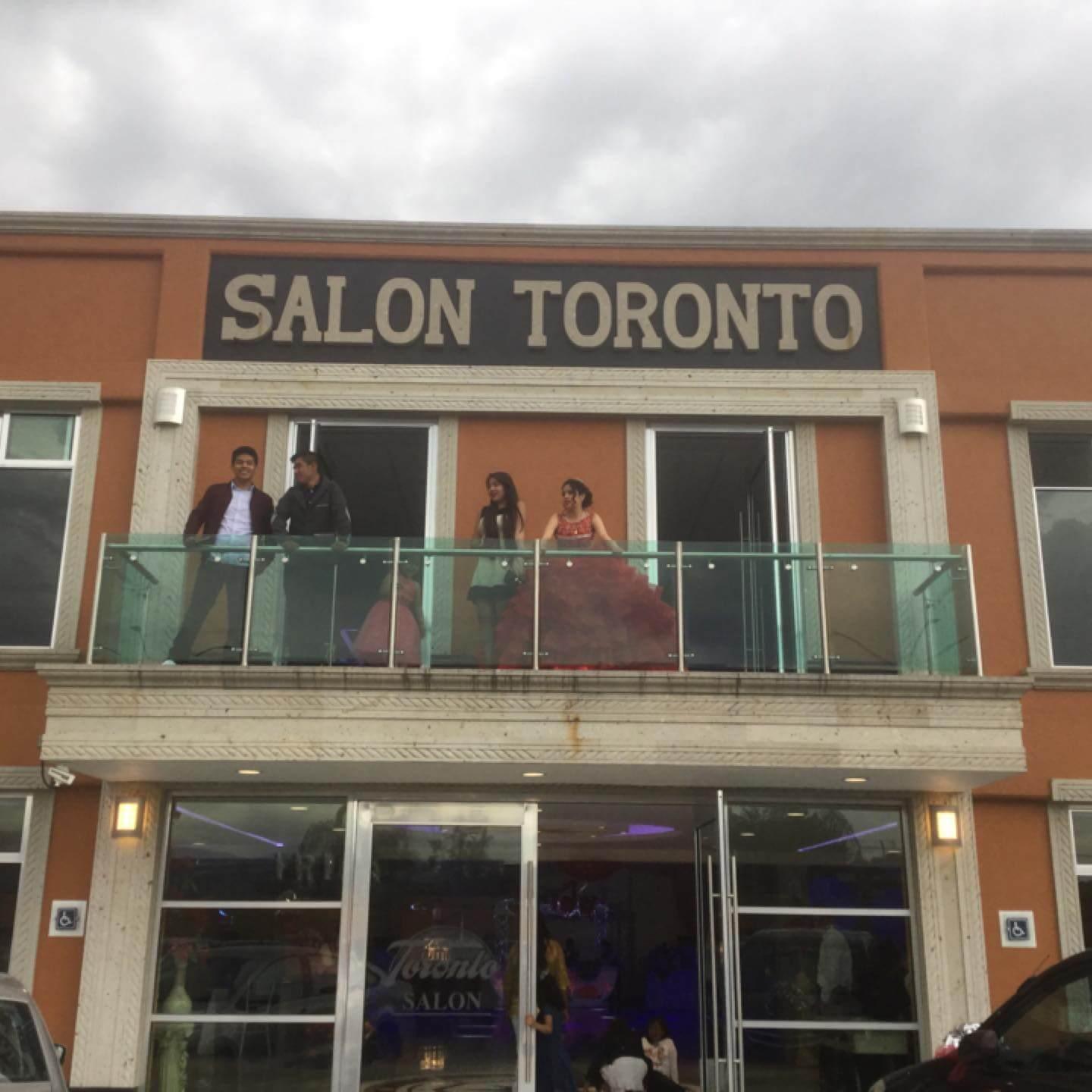 Salón Toronto - Estacionamiento en todo México