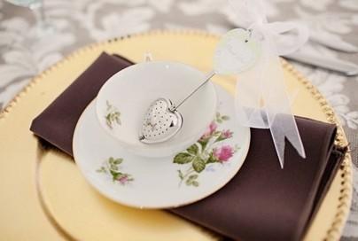 12. Un pequeño detalle para poder servir un rico te caliente.