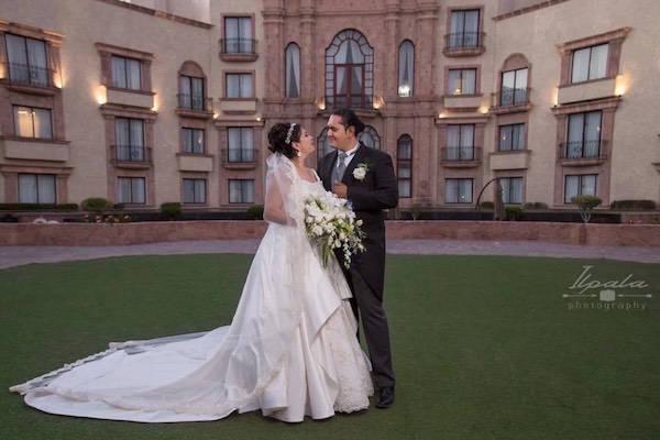 Top 9. Vestidos de novia Mariana Penilla (SLP)