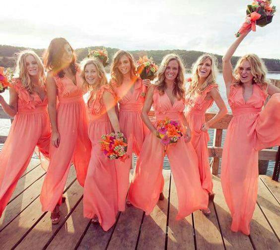 Vestidos color Coral.