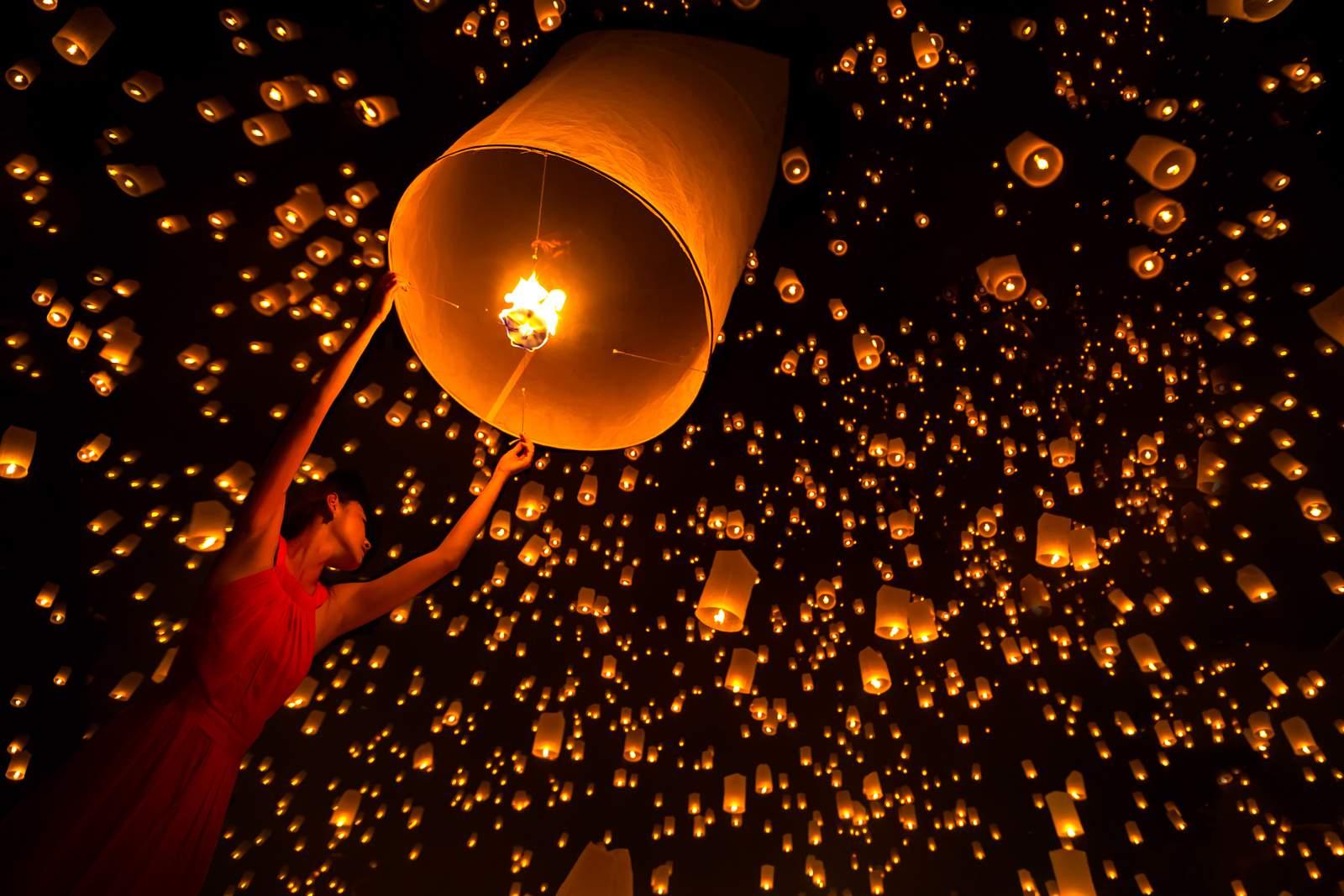 Los globos de cantoya (Festival de Yi Peng)