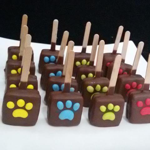 bombon con chocolate.