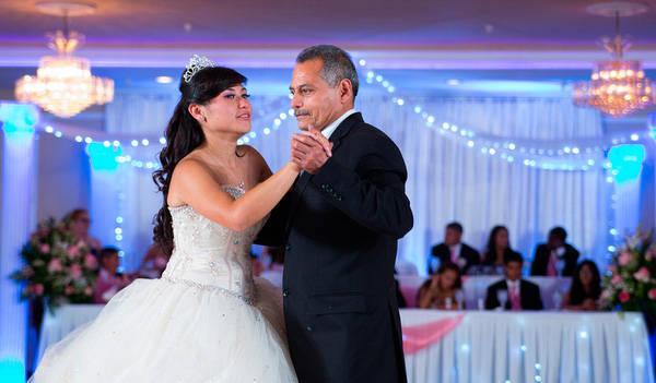 Vals con tu ser querido