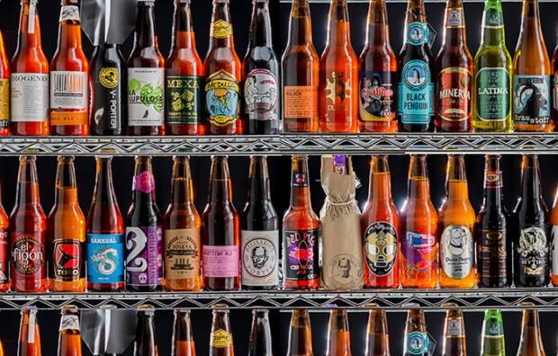 Unas cervezas.